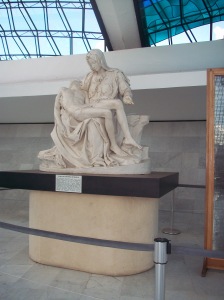 Réplica da Pietà de Michelangelo
